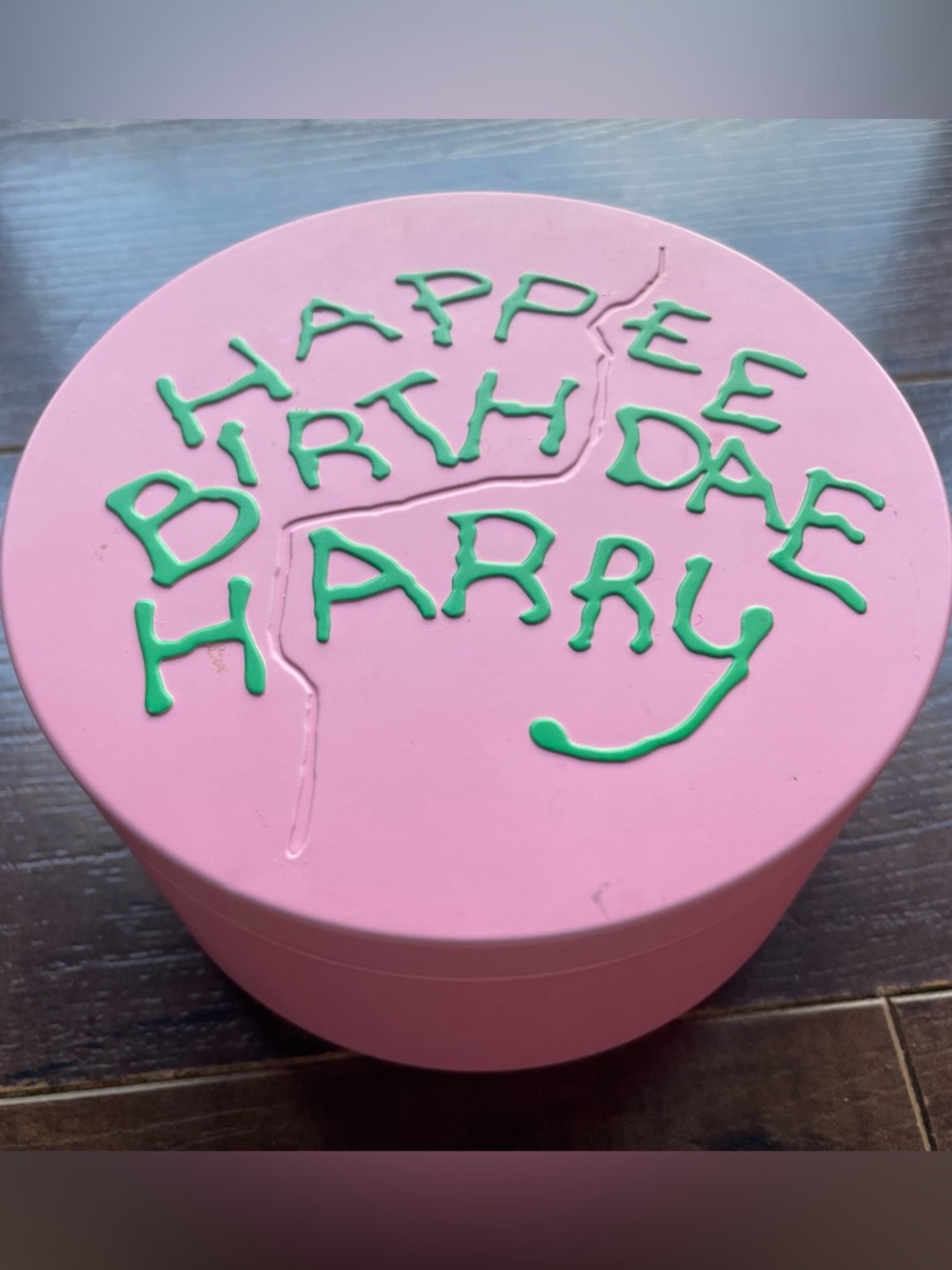Harry Potter HAPPEE BIRTHDAE Birthday Cake Cookie Tin Box
Warner Bros